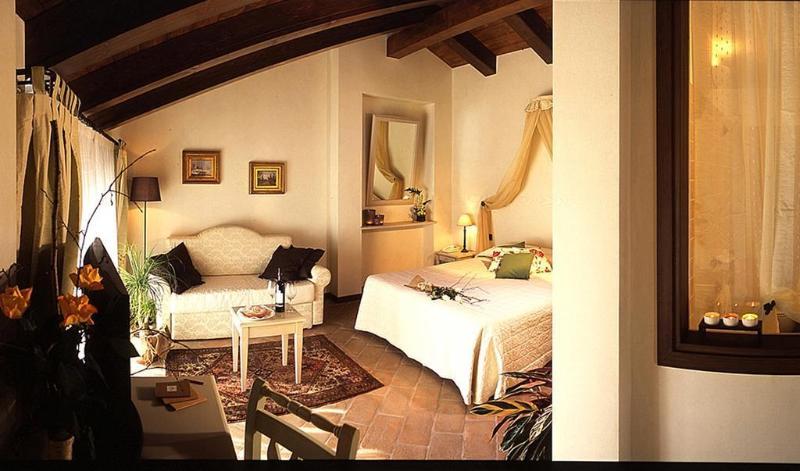 Relais Bella Rosina Pool & Spa La Cassa Exterior photo